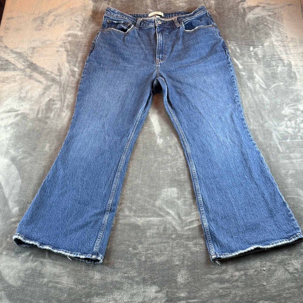 Abercrombie & Fitch The Vintage Flare High Rise‎ Curve Love Size 14s/32
